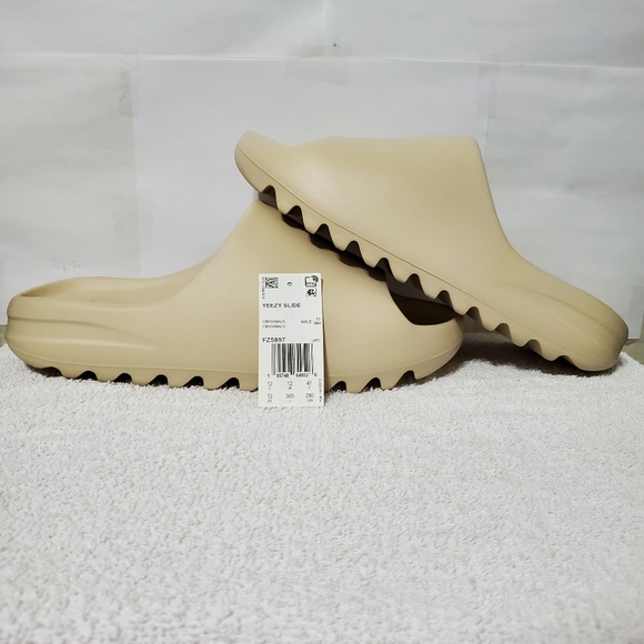 Yeezy Other - Adidas Yeezy Slide bone